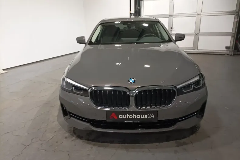 BMW 530 din 2021 cu 50.026 km - oferta BMW179157 - foto 1