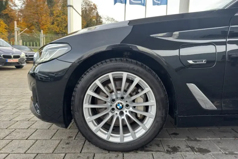 BMW 530 din 2022 cu 41.472 km - oferta BMW179160 - foto 2