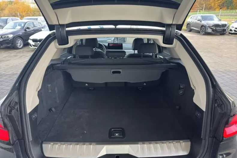 BMW 530 din 2022 cu 41.472 km - oferta BMW179160 - foto 14