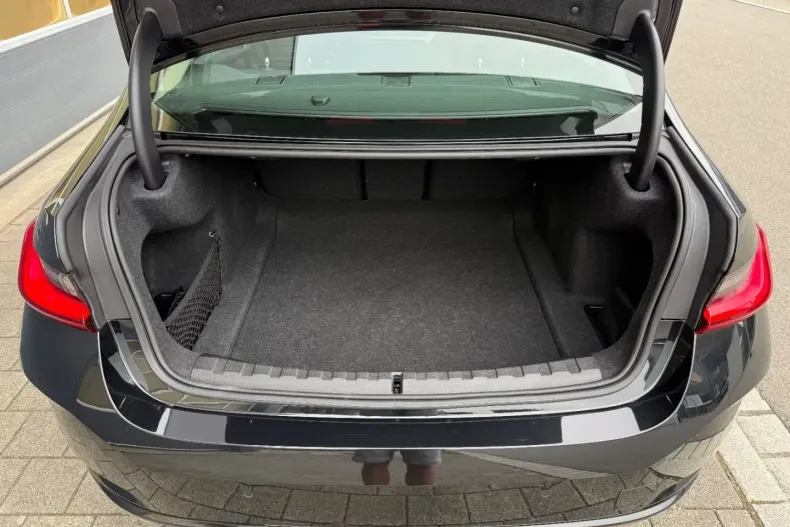 BMW 320 din 2024 cu 45.000 km - oferta BMW179163 - foto 10