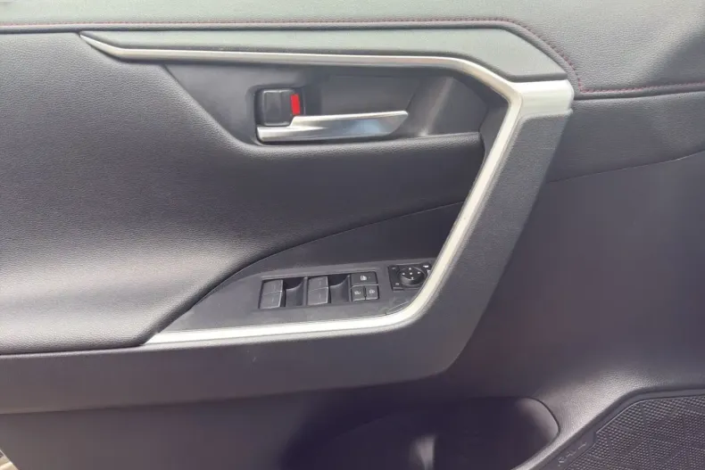 Toyota RAV4 din 2022 cu 62.692 km - oferta TOY179164 - foto 13