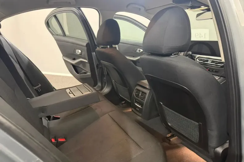 BMW 320 din 2023 cu 51.000 km - oferta BMW179165 - foto 15