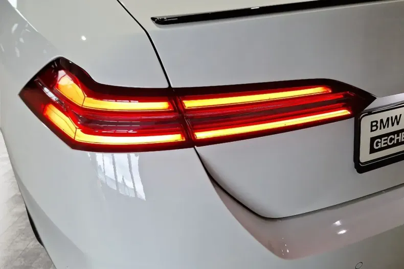 BMW 550 din 2024 cu 31.744 km - oferta BMW179167 - foto 10