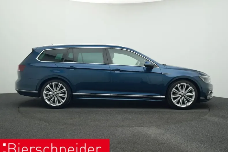 Volkswagen Passat Variant din 2022 cu 35.660 km - oferta VOL179168 - foto 7