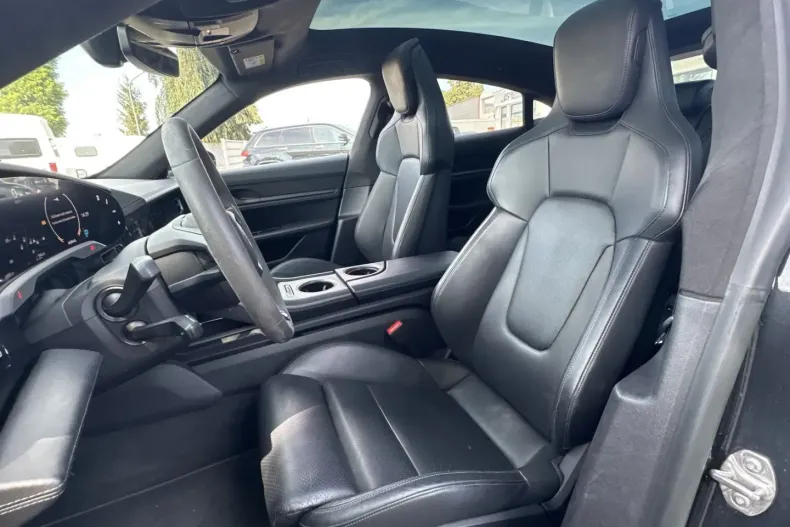 Porsche Taycan din 2022 cu 56.897 km - oferta POR179169 - foto 11