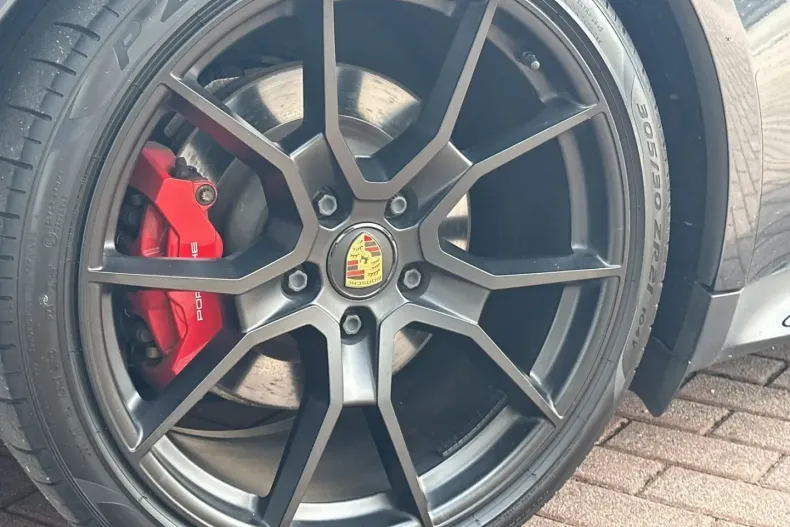 Porsche Taycan din 2022 cu 56.897 km - oferta POR179169 - foto 23