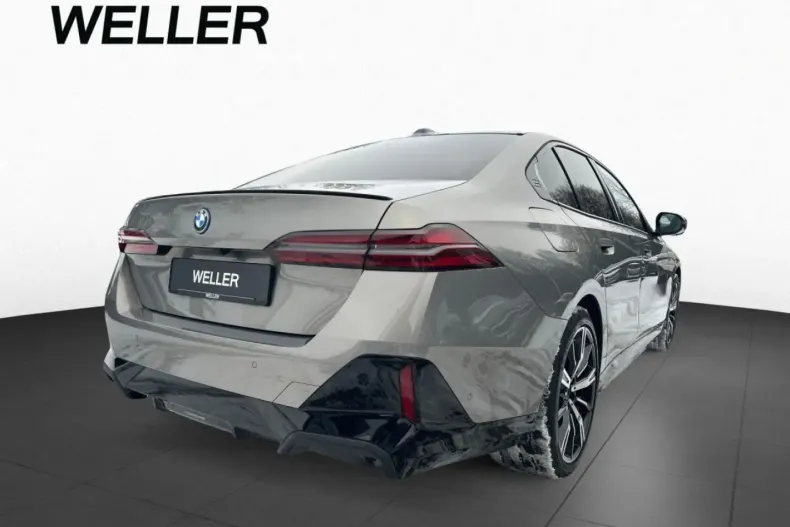 BMW 550 din 2024 cu 16.872 km - oferta BMW179175 - foto 3