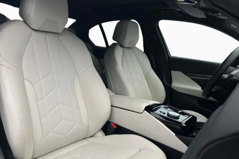 BMW 550 din 2024 cu 16.872 km - oferta BMW179175 - foto 8