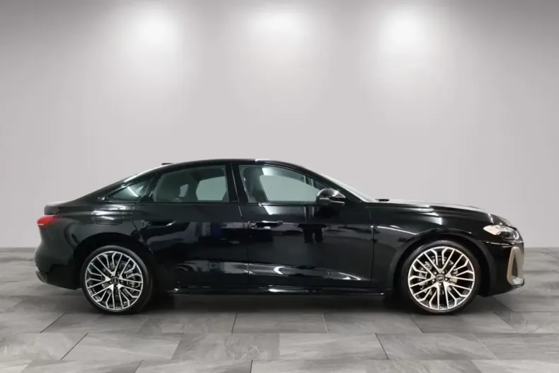 Audi A5 din 2025 cu 12.000 km - oferta AUD179176 - foto 3