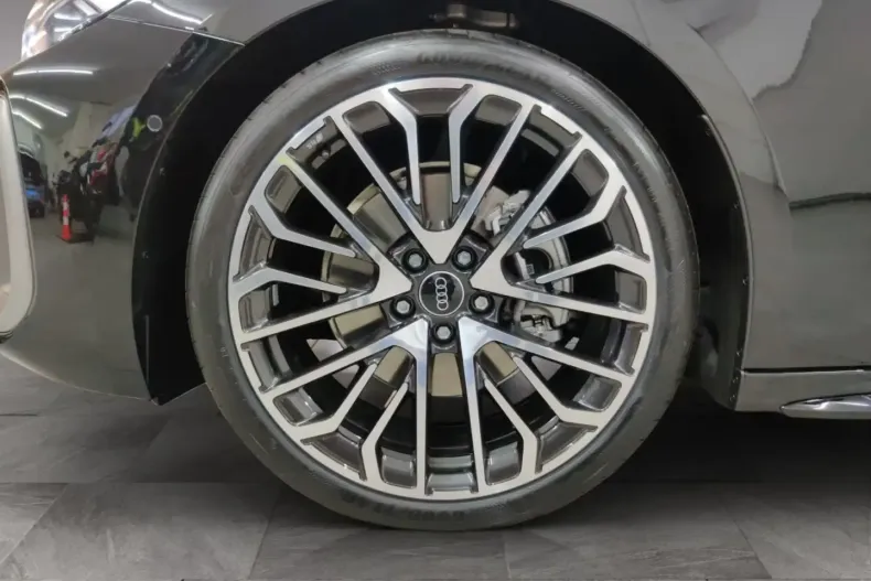 Audi A5 din 2025 cu 12.000 km - oferta AUD179176 - foto 5