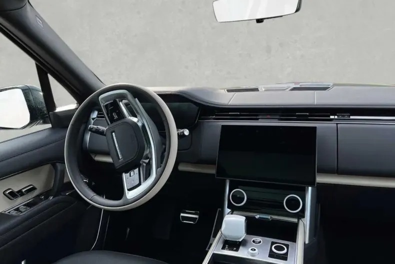 Land Rover Range Rover din 2024 cu 1.550 km - oferta LAN179183 - foto 4