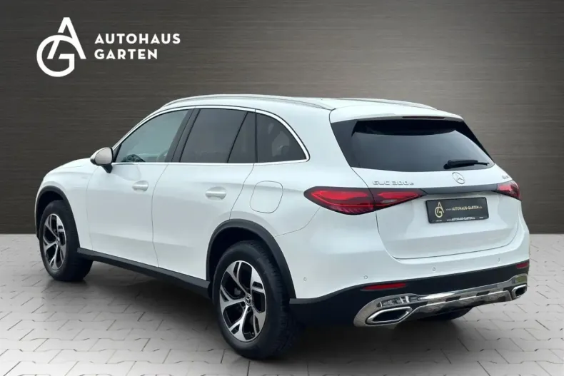 Mercedes-Benz GLC 300 (Clasa GLC) din 2023 cu 81.743 km - oferta MER179189 - foto 3