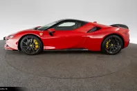Ferrari SF90 din 2023 cu 3.200 km - oferta FER179190 - foto 4