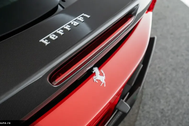 Ferrari SF90 din 2023 cu 3.200 km - oferta FER179190 - foto 21