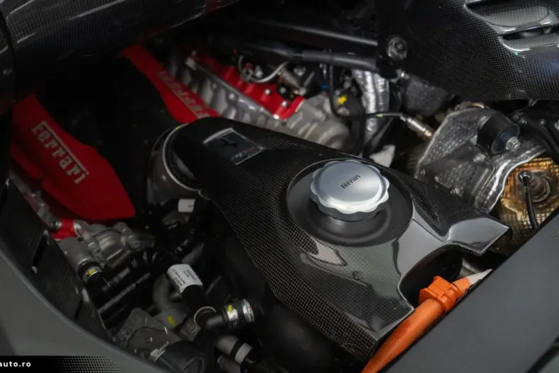 Ferrari SF90 din 2023 cu 3.200 km - oferta FER179190 - foto 23