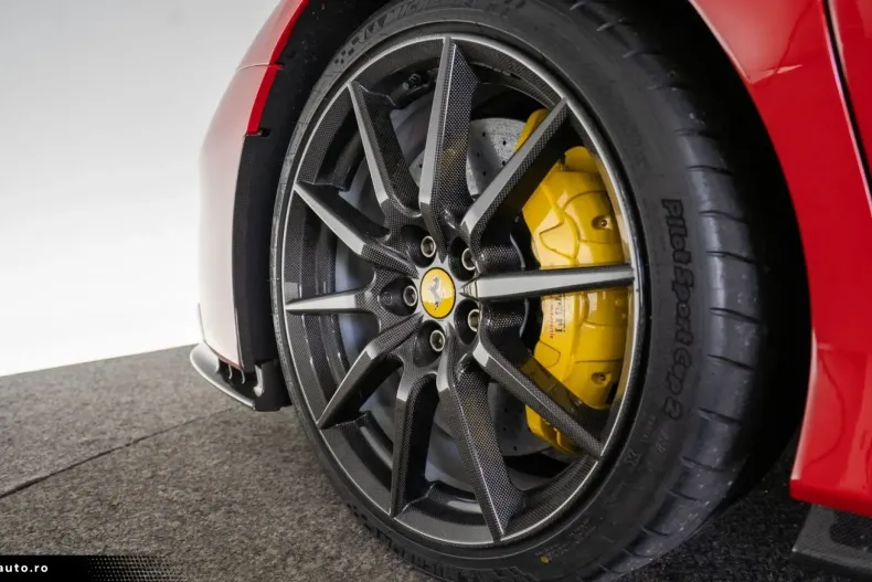 Ferrari SF90 din 2023 cu 3.200 km - oferta FER179190 - foto 27