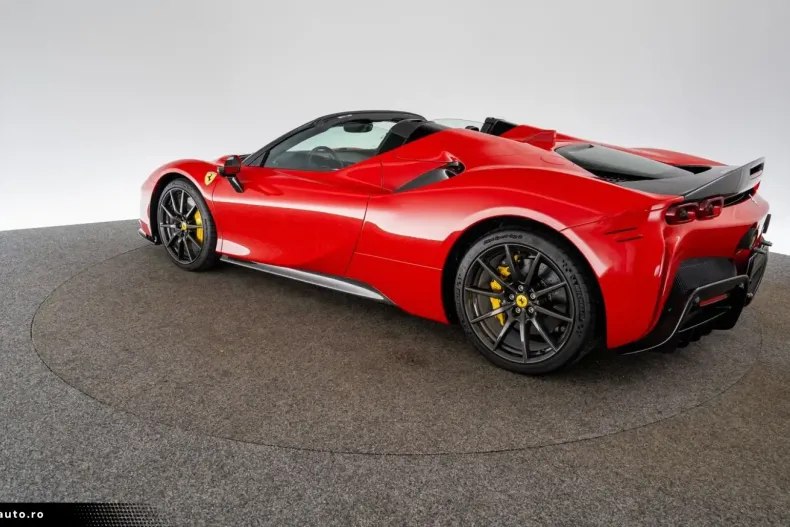 Ferrari SF90 din 2023 cu 3.200 km - oferta FER179190 - foto 32