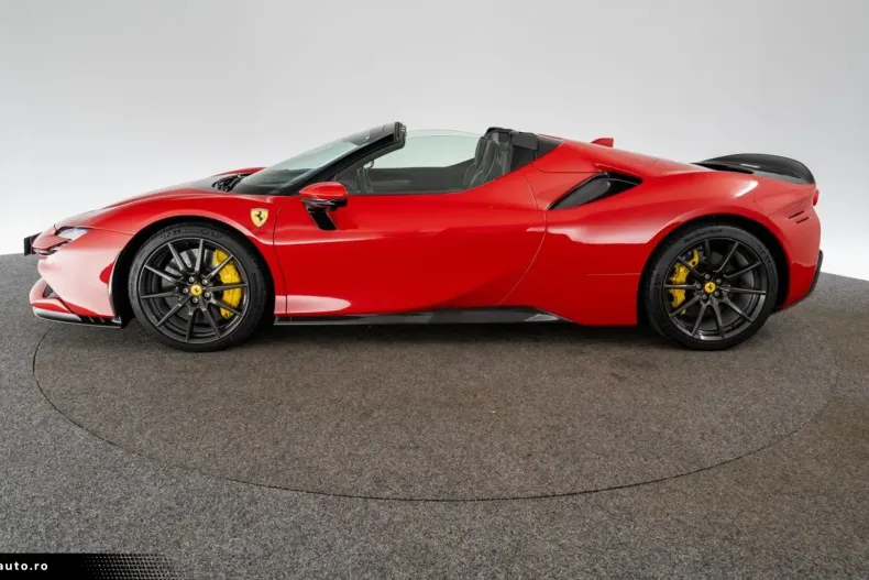 Ferrari SF90 din 2023 cu 3.200 km - oferta FER179190 - foto 33