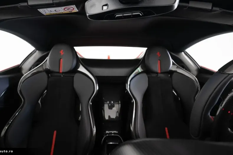 Ferrari SF90 din 2023 cu 3.200 km - oferta FER179190 - foto 35