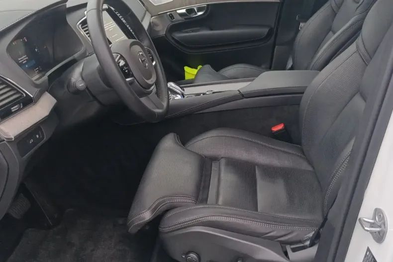 Volvo XC90 din 2025 cu 16.600 km - oferta VOL179192 - foto 7
