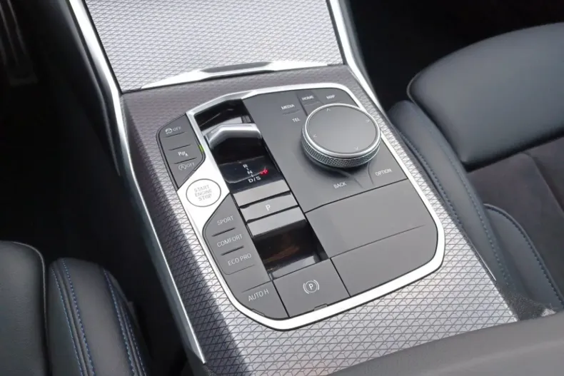 BMW 318 din 2024 cu 11.501 km - oferta BMW179194 - foto 12