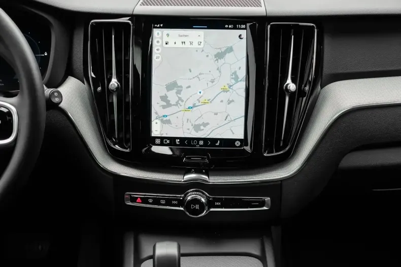 Volvo XC60 din 2023 cu 16.673 km - oferta VOL179199 - foto 9