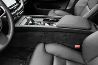 Volvo XC60 din 2023 cu 16.673 km - oferta VOL179199 - foto 12