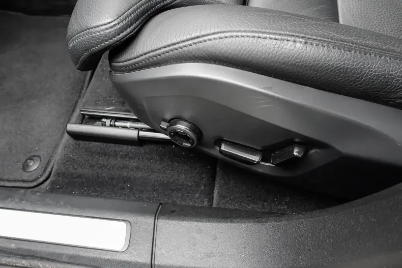 Volvo XC60 din 2023 cu 16.673 km - oferta VOL179199 - foto 13