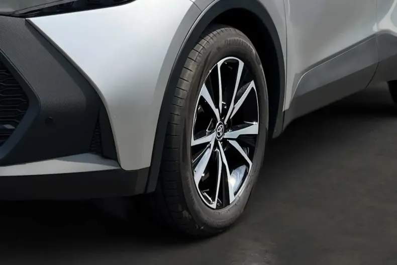 Toyota C-HR din 2024 cu 11.500 km - oferta TOY179204 - foto 13