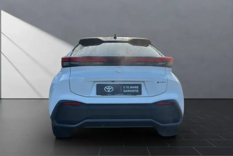 Toyota C-HR din 2024 cu 8.863 km - oferta TOY179206 - foto 4