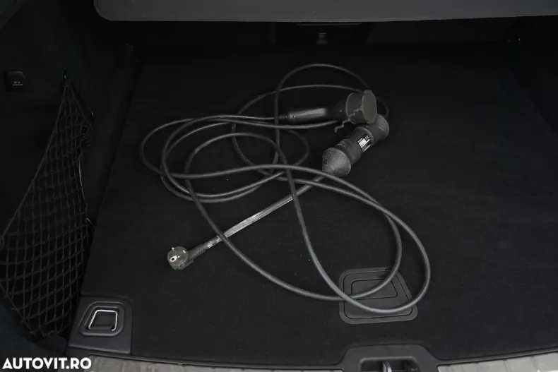 Volvo XC60 din 2022 cu 91.150 km - oferta VOL179220 - foto 28