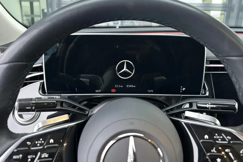 Mercedes-Benz E din 2024 cu 6.348 km - oferta MER179228 - foto 11