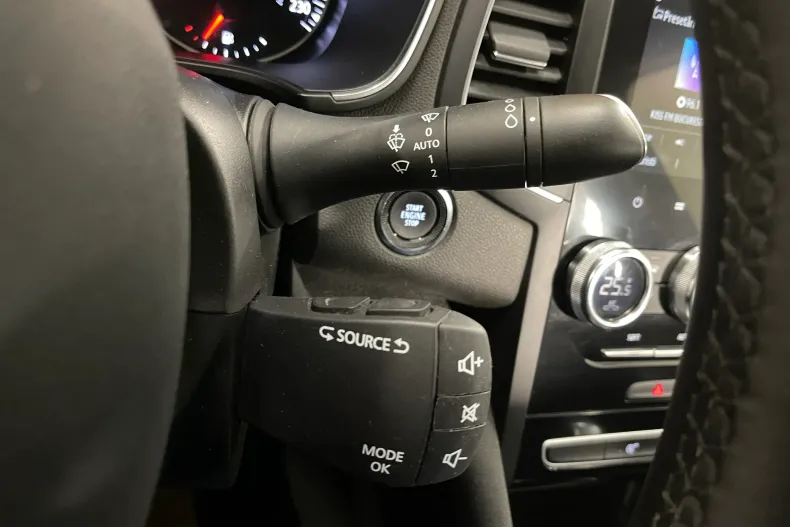 Renault Megane din 2022 cu 71.577 km - oferta REN179230 - foto 20