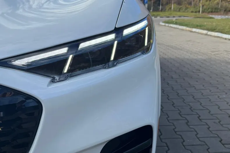 Ford Mustang Mach-E din 2025 cu 1.200 km - oferta FOR179238 - foto 7