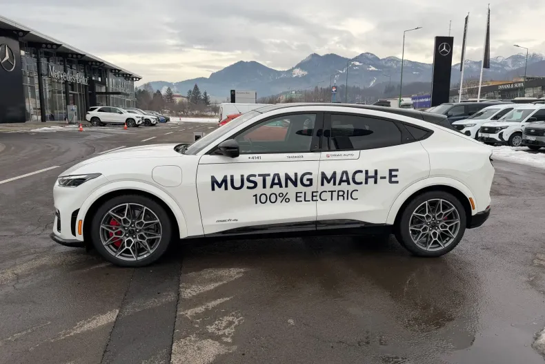 Ford Mustang Mach-E din 2025 cu 1.200 km - oferta FOR179238 - foto 9