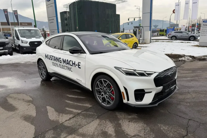Ford Mustang Mach-E din 2025 cu 1.200 km - oferta FOR179238 - foto 14