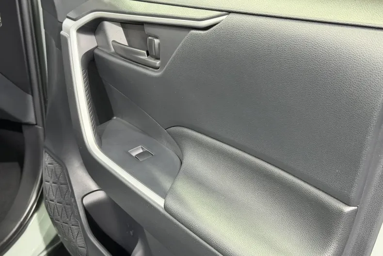 Toyota RAV4 din 2021 cu 79.038 km - oferta TOY179239 - foto 22