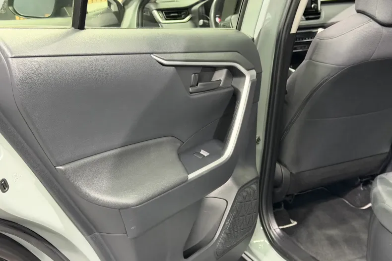 Toyota RAV4 din 2021 cu 79.038 km - oferta TOY179239 - foto 24