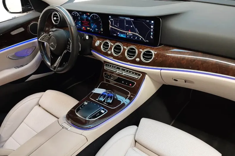 Mercedes-Benz E din 2021 cu 49.900 km - oferta MER179240 - foto 10