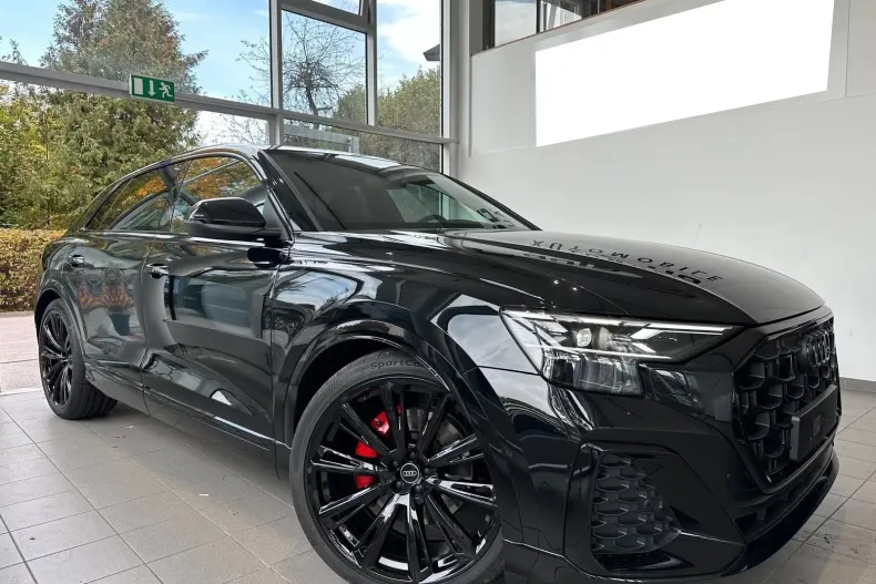 Audi Q8 din 2025 cu 1 km - oferta AUD179250 - foto 1