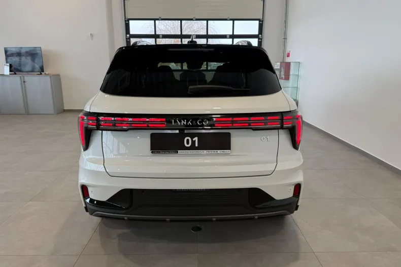 Lynk&Co 01 din 2025 cu 10 km - oferta LYN179258 - foto 4