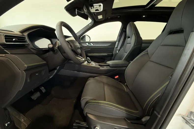 Lynk&Co 01 din 2025 cu 10 km - oferta LYN179258 - foto 6