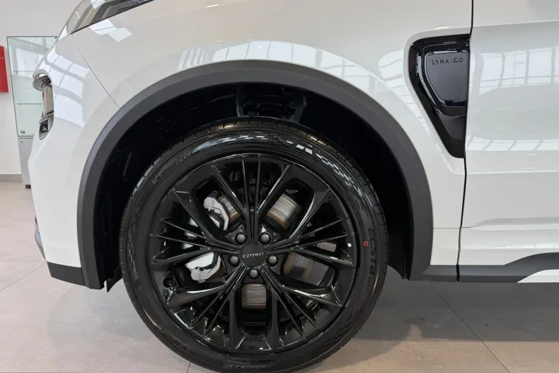 Lynk&Co 01 din 2025 cu 10 km - oferta LYN179258 - foto 13