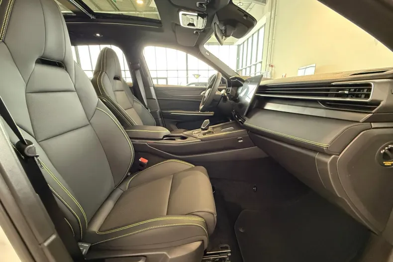 Lynk&Co 01 din 2025 cu 10 km - oferta LYN179258 - foto 16