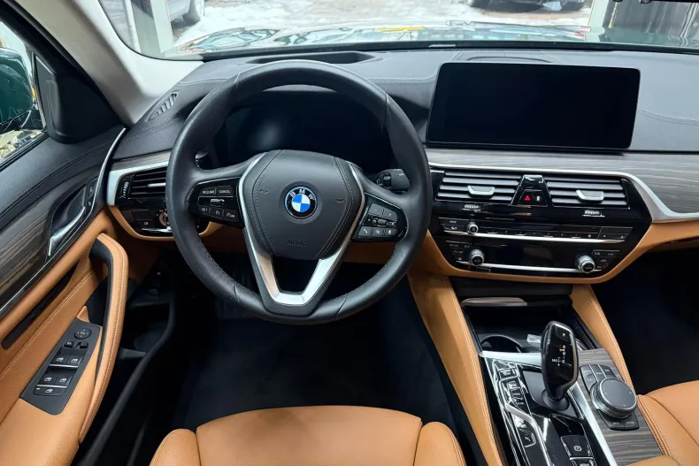 BMW Seria 5 din 2022 cu 61.042 km - oferta BMW179262 - foto 16