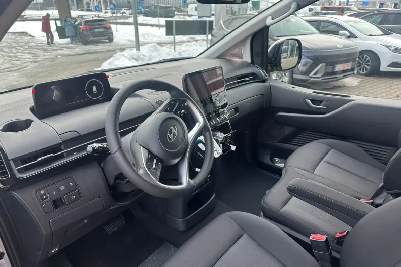 Hyundai STARIA din 2025 cu 1 km - oferta HYU179263 - foto 3