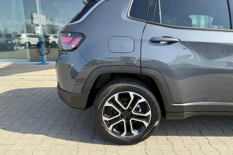 Jeep Compass din 2025 cu 1 km - oferta JEE179264 - foto 3