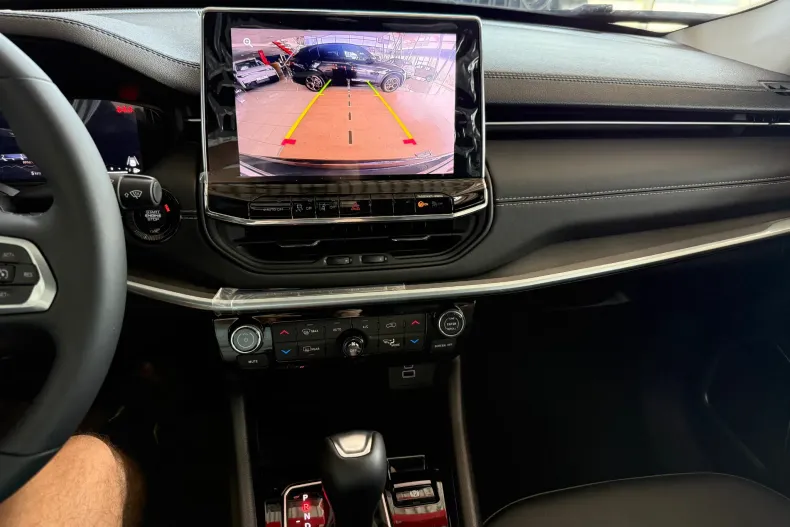 Jeep Compass din 2025 cu 1 km - oferta JEE179264 - foto 10