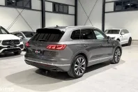 Volkswagen Touareg din 2022 cu 103.130 km - oferta VOL179270 - foto 3