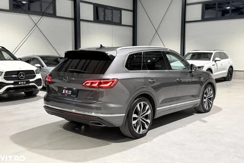 Volkswagen Touareg din 2022 cu 103.130 km - oferta VOL179270 - foto 3